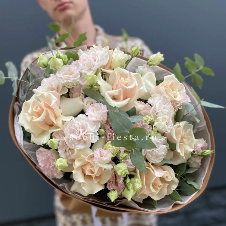  Букет кремовых роз "Мокко" в Грозные