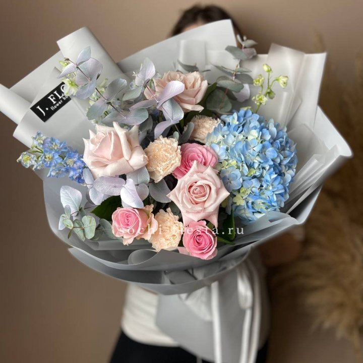 Букет с гортензией № 4 в Грозные