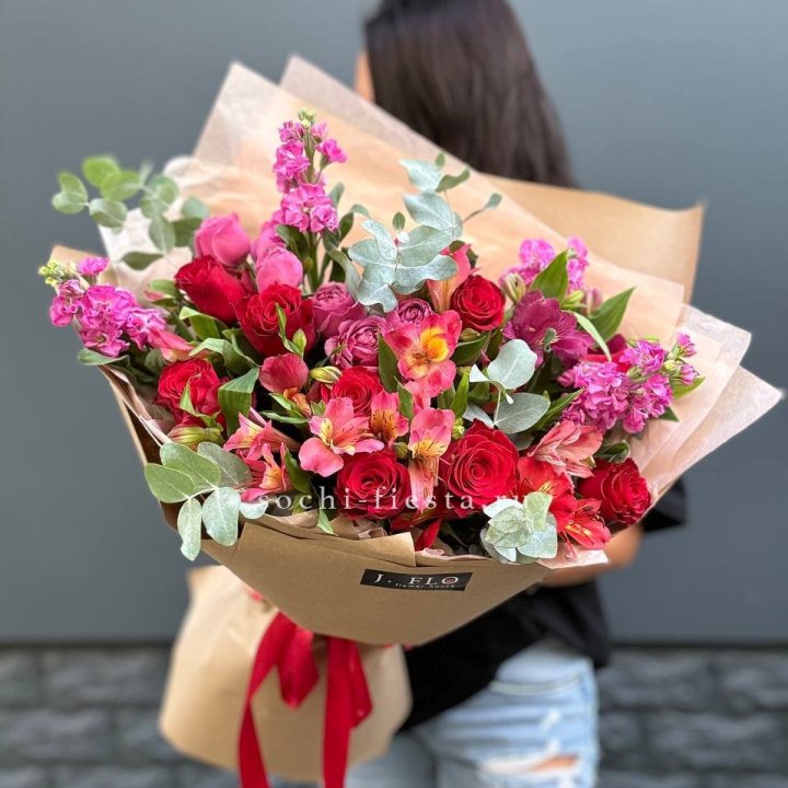 Дизайнерский букет №3 в Грозные