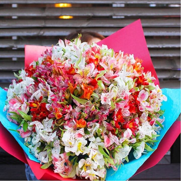 101 альстромерия в Грозные