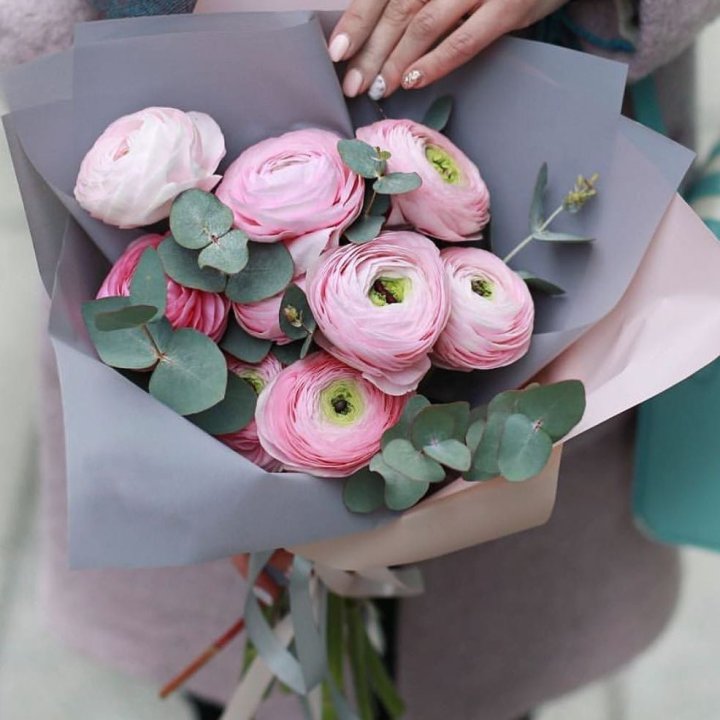 Ранункулюсы с эвкалиптом №1 в Грозные