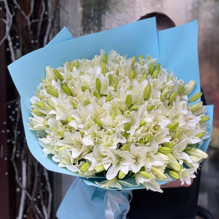 51 лилия в оформлении в Грозные