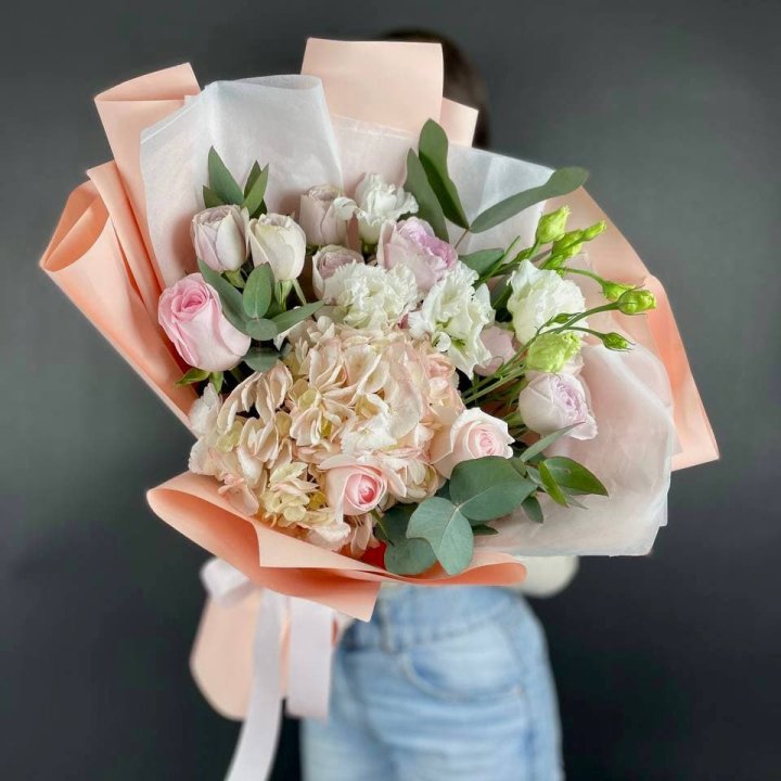 Букет с гортензией "Клодс" в Грозные