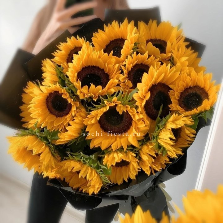 Букет подсолнухов "Гига" в Грозные