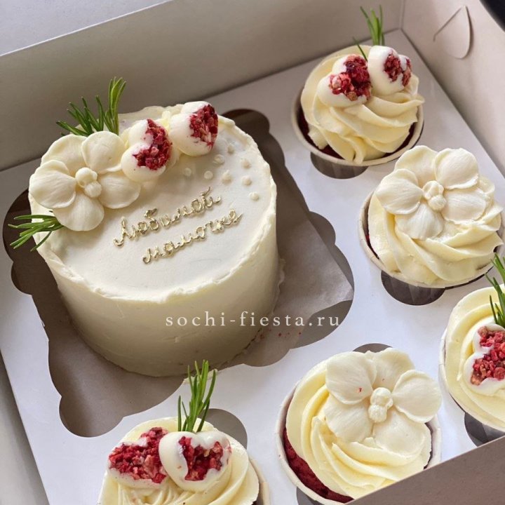 Капкейки и бенто-торт "Мамочке" в Грозные