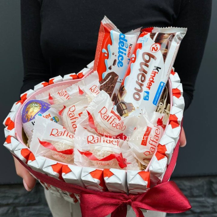 Подарочный набор сердце с Киндерами и Рафаэлло в Грозные