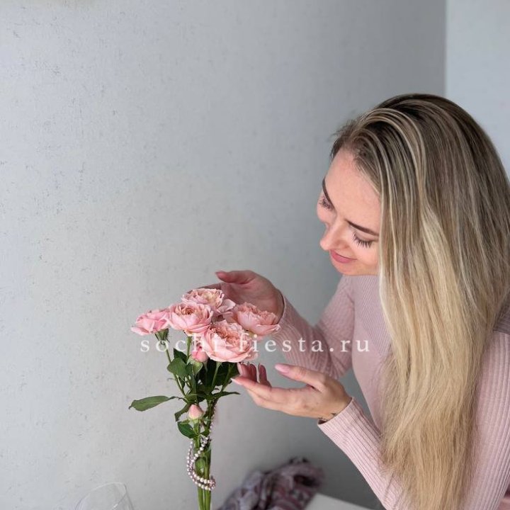 Цветочная подписка "Пакет маленький" в Грозные