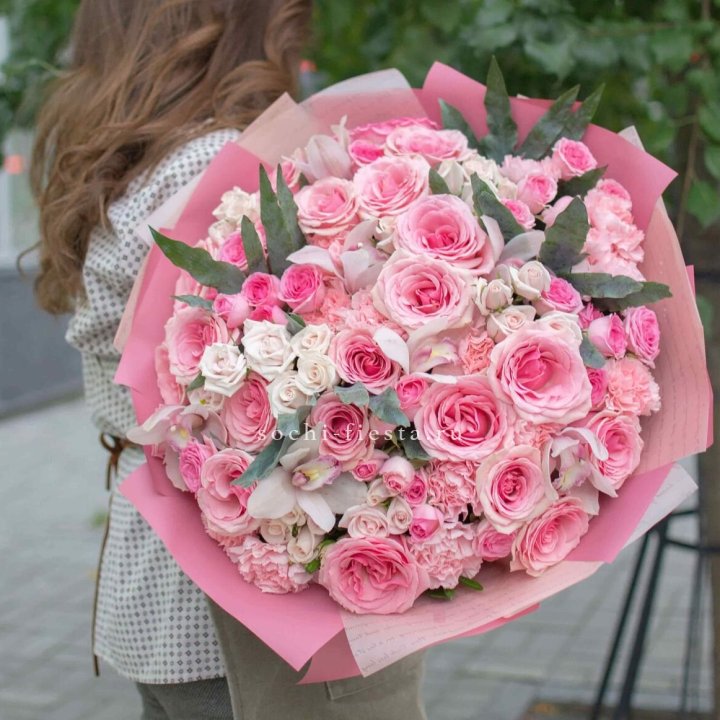 Дизайнерский букет "Барби" в Грозные