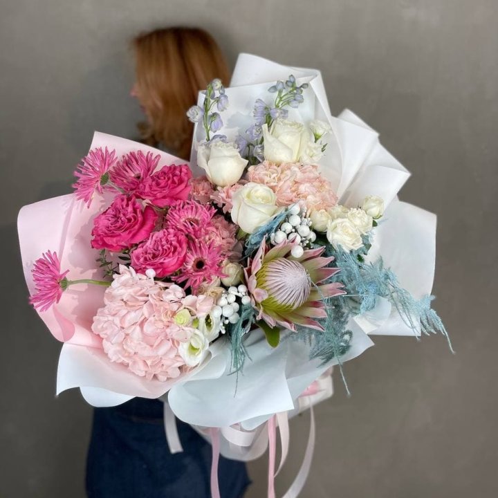 Дизайнерский букет "Фантастик" в Грозные