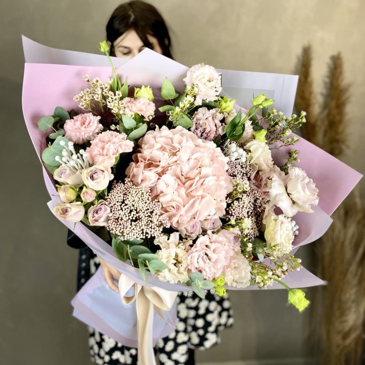 Дизайнерский букет "Трели кримс" в Грозные