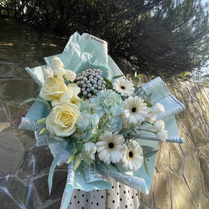 Дизайнерский букет "Линдж-блю" в Грозные