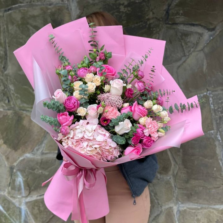 Дизайнерский букет "Паулина" в Грозные