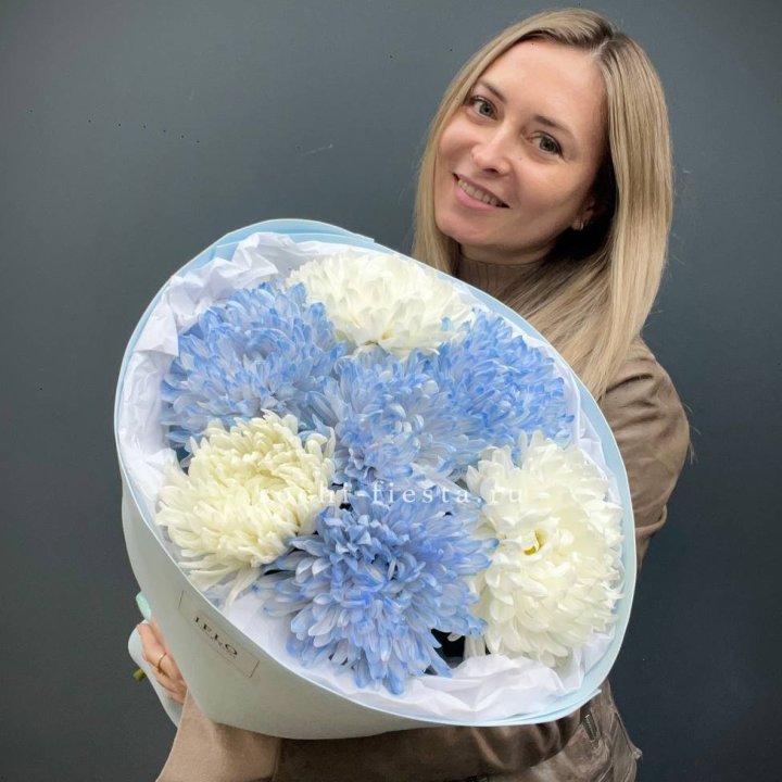 Букет из 7 хризантем  в Грозные