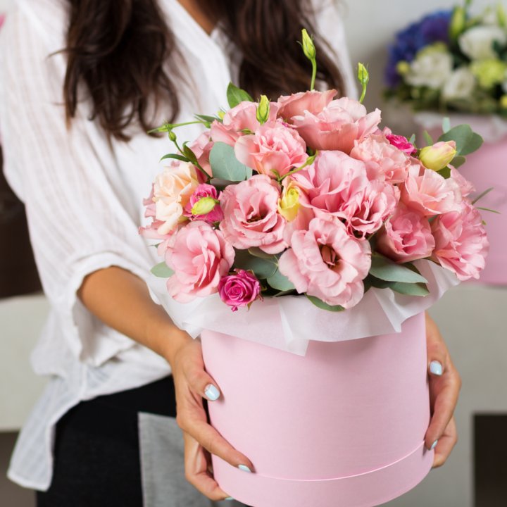 Эустома в шляпной коробке в Грозные