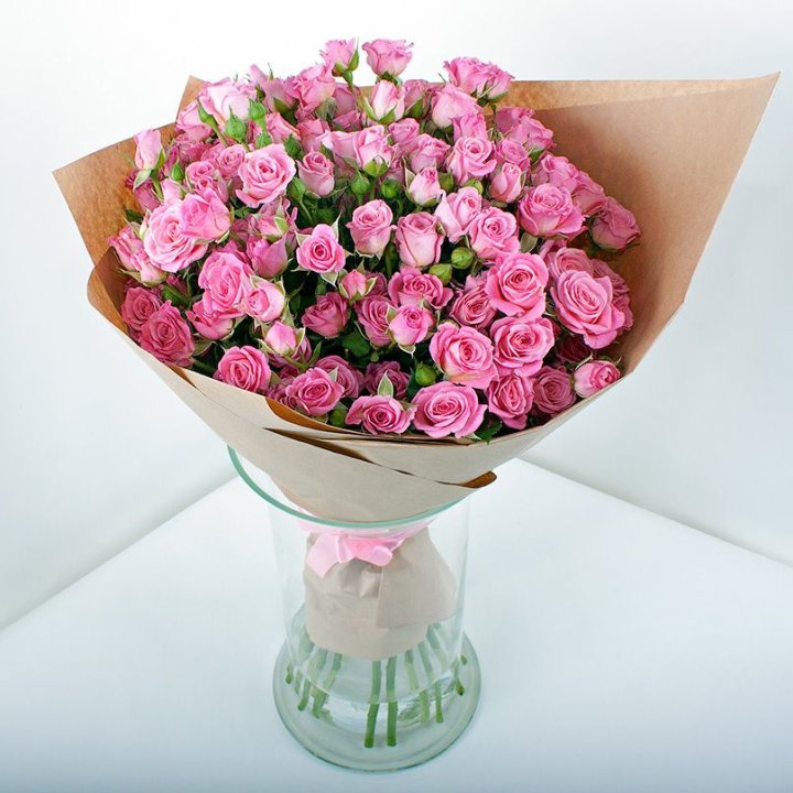 15 кустовых роз в Грозные