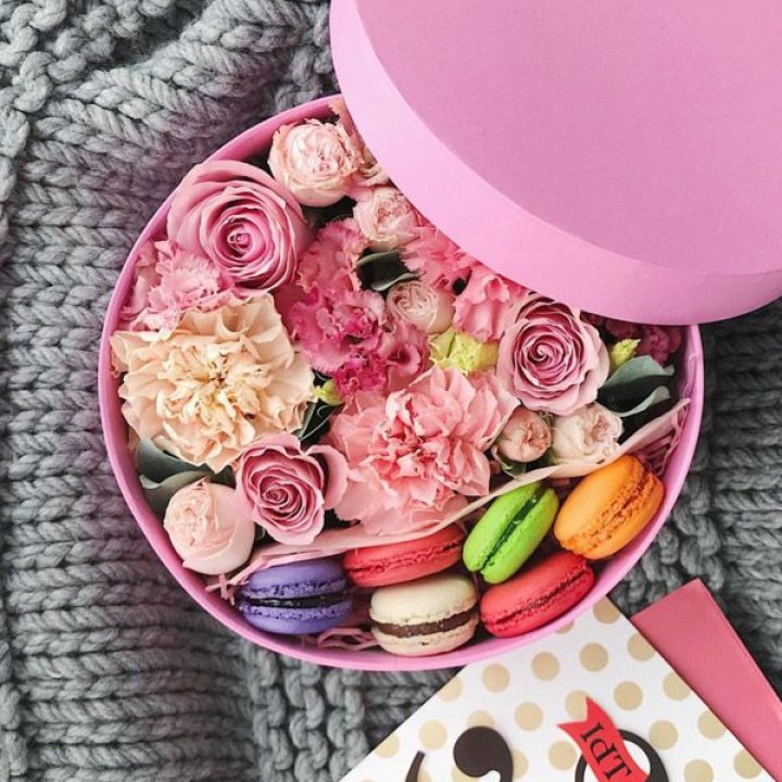 Цветочный бокс пинк в Грозные