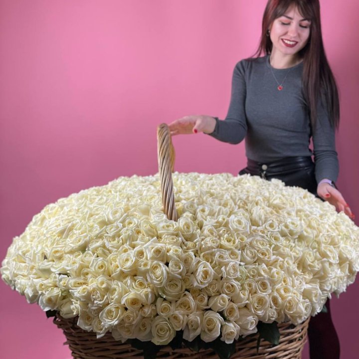 1001 белая роза в Грозные