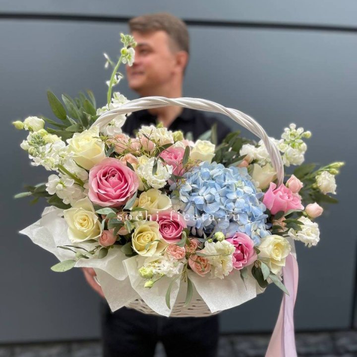 Авторская корзина "Аполинария" в Грозные