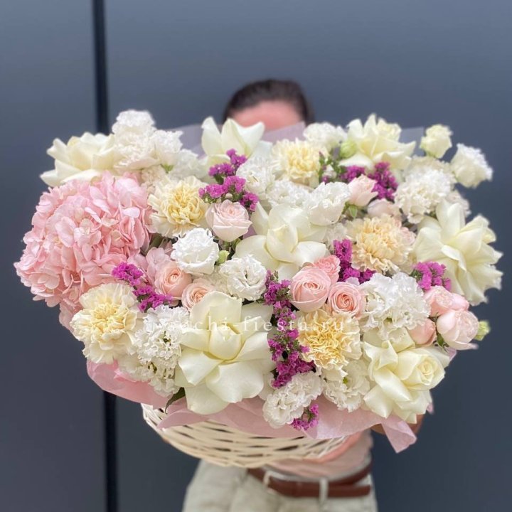 Корзина "Воздушная нежность" в Грозные