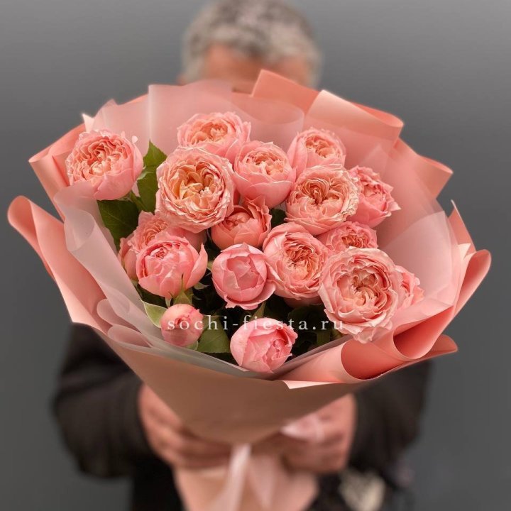 Букет комплимент из кустовых роз Джульетта в Грозные