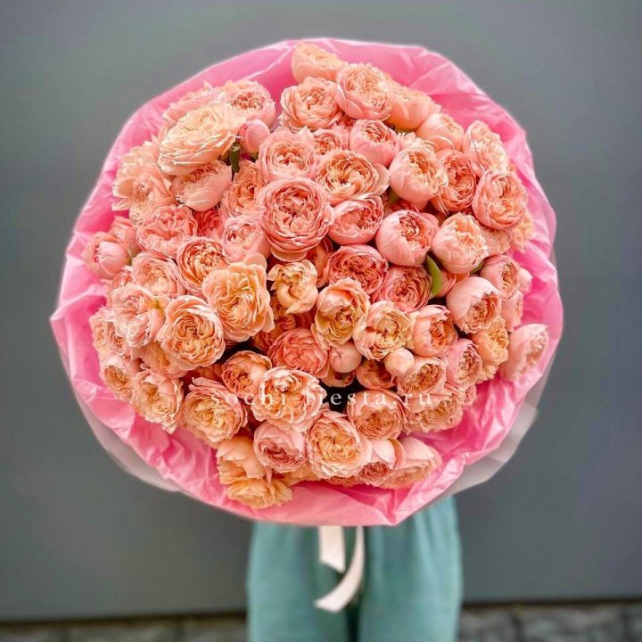 Букет кустовых пионовидных роз Джульетта "Принцесса" в Грозные