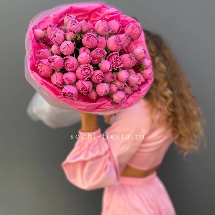 Букет из пионовидных роз  в Грозные