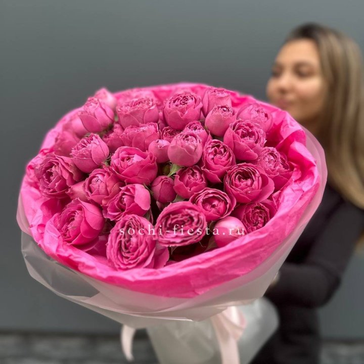 Букет из пионовидных роз  в Грозные