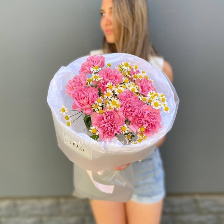 Дуобукет диантусов и ромашек в Грозные