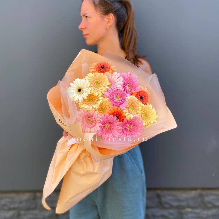 Букет разноцветных гербер в Грозные