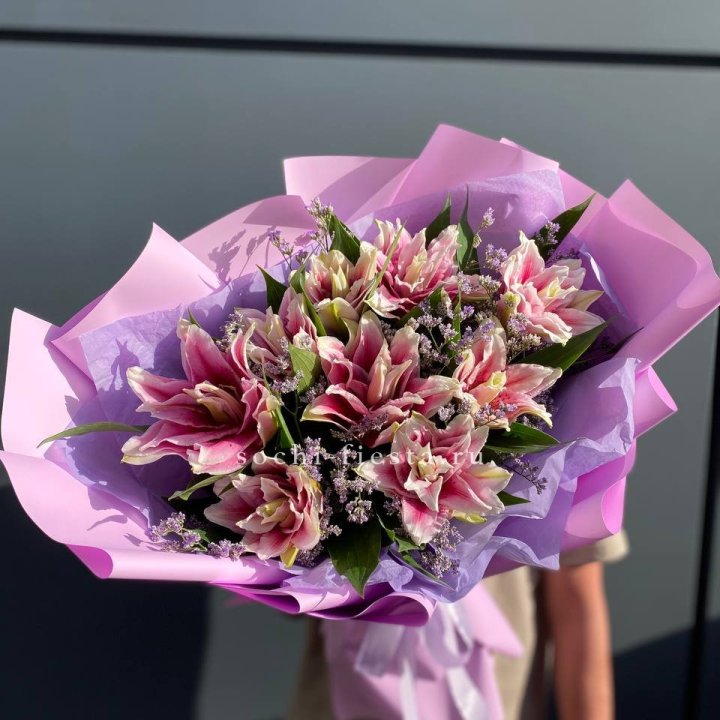 Букет пионовидных лилий №4 в Грозные