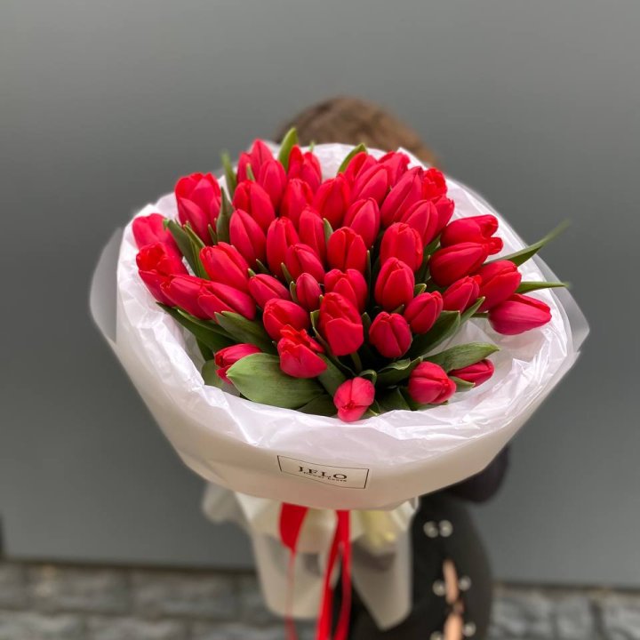 51 тюльпан "Любовь" в Грозные