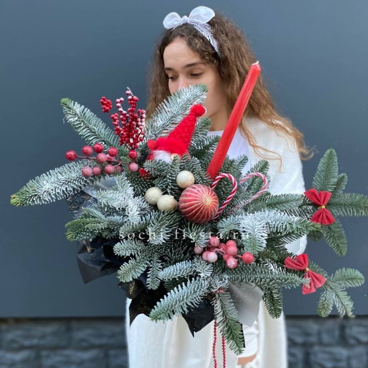 Композиция в бокале красная в Грозные