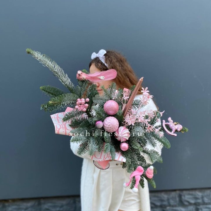 Композиция бокал розовый в Грозные