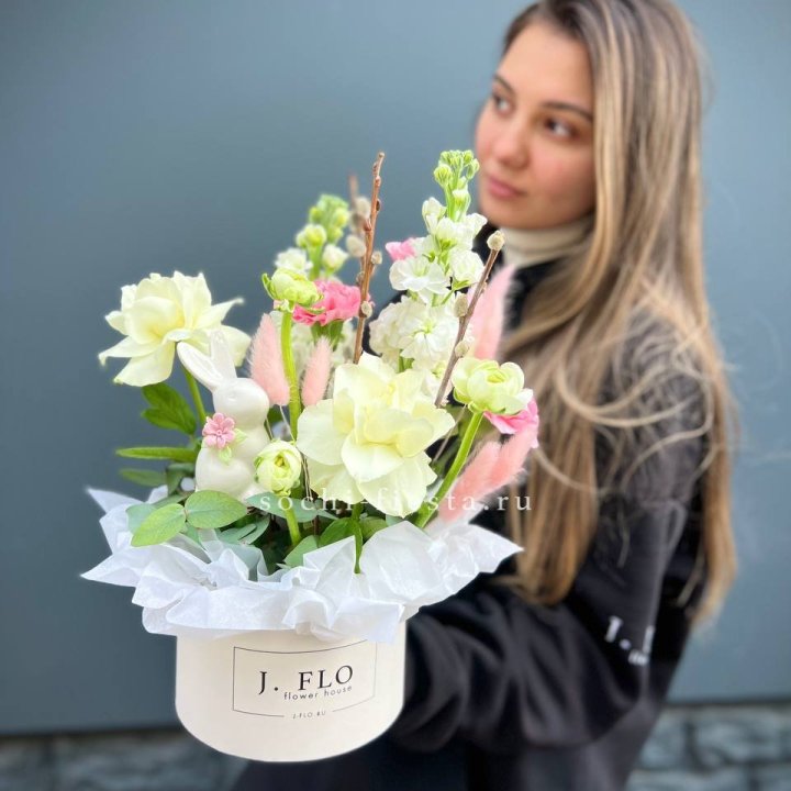 Цветочный бокс "Пасхальная композиция" в Грозные