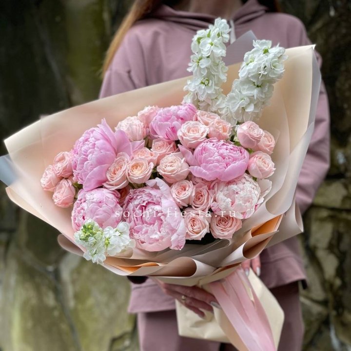 Букет с пионами №1 в Грозные