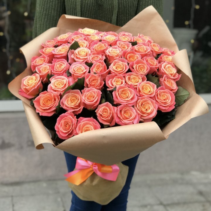 55 роз мисс пигги в Грозные