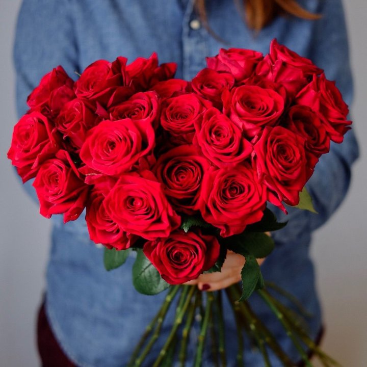 25 красных роз в Грозные