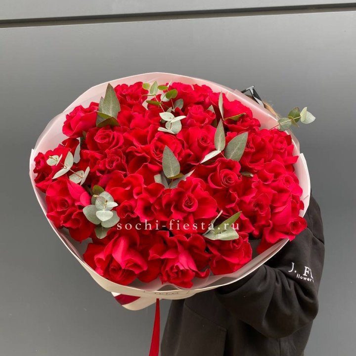 23 Красных французских роз в Грозные