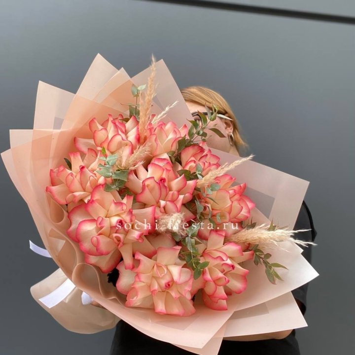 9 Французских роз Джумилия  в Грозные