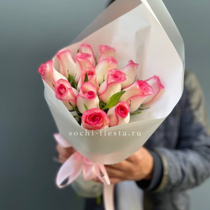 15 роз "Джумилия" в Грозные