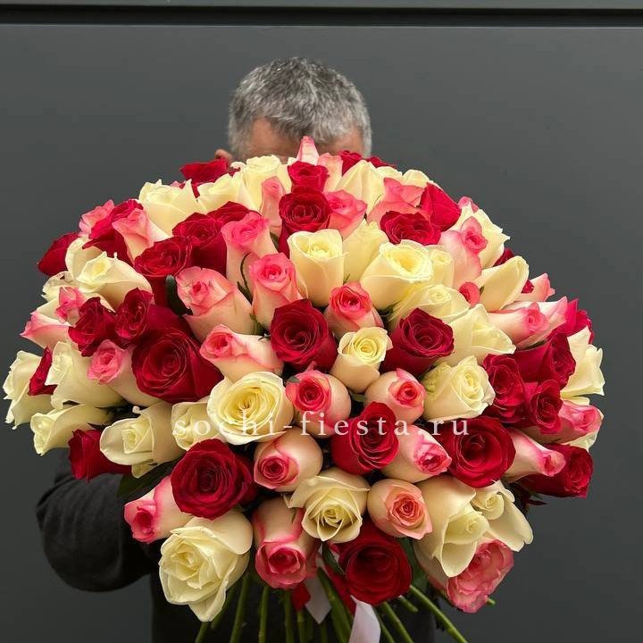 101 разноцветная роза "Джули" в Грозные
