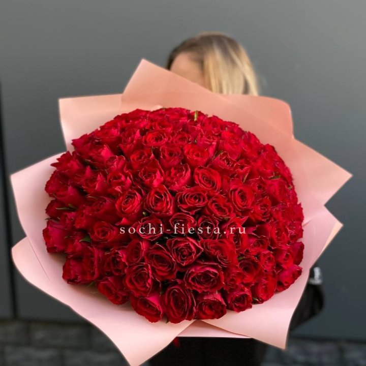 101 роза мадам ред в Грозные