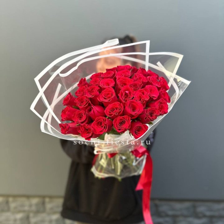 31 красная роза в Грозные