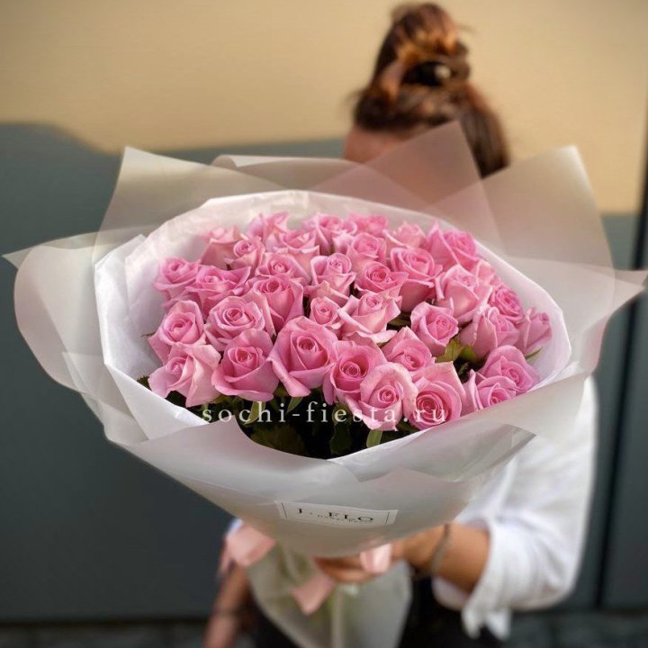 Букет розовых роз  в Грозные