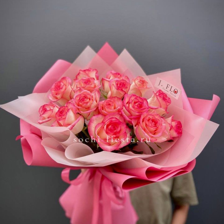 15 роз "Джумилия" в Грозные