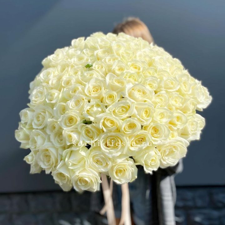 Букет  из 101 белой розы  в Грозные