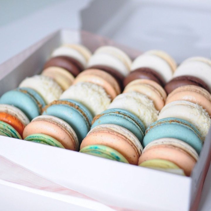 Коробка макаронс 25 шт. в Грозные