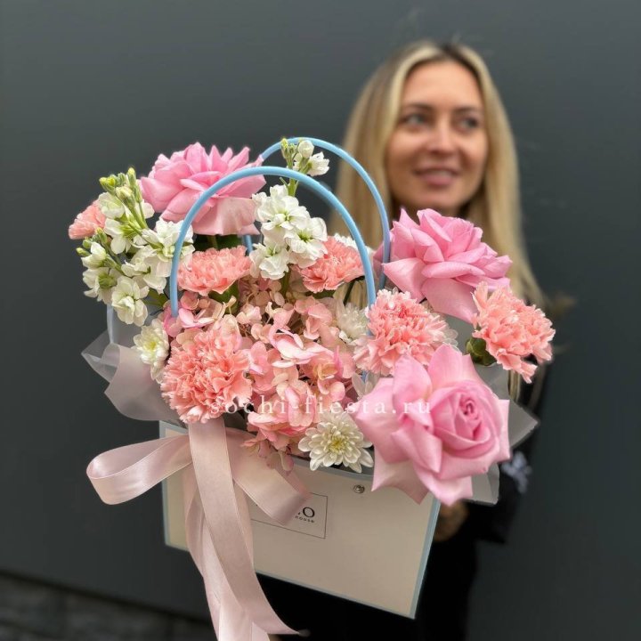 Сумочка "Бал цветов" в Грозные