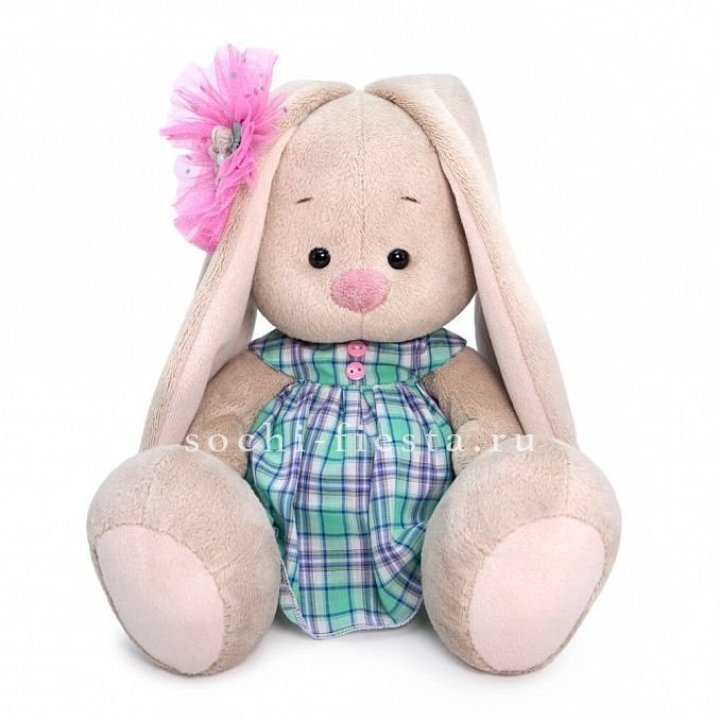 Зайка Ми в клетчатом платье в Грозные