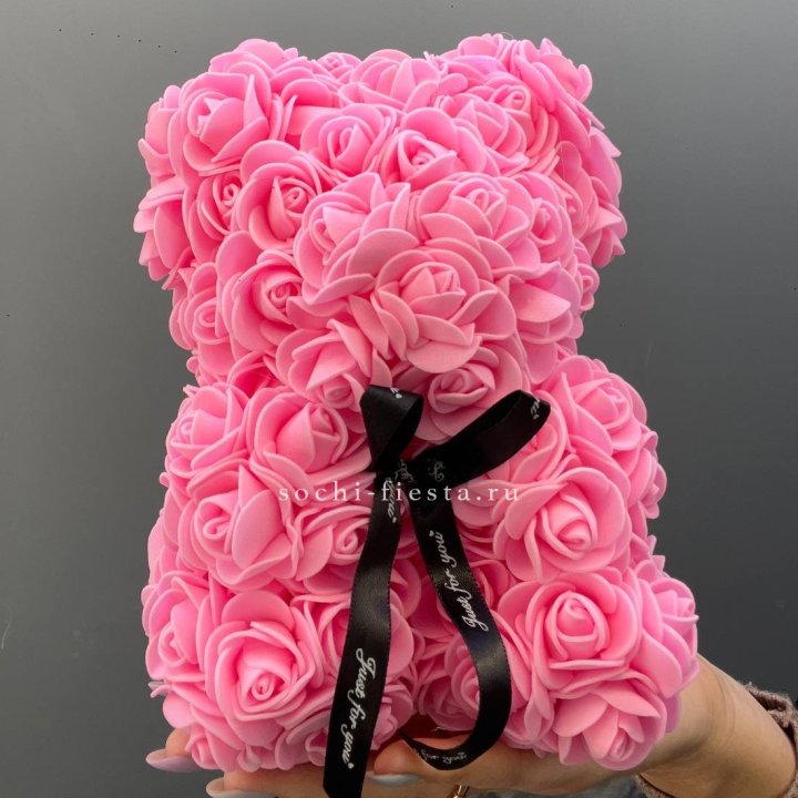 Игрушка медведь из розовых роз в Грозные